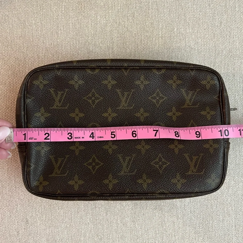 Louis Vuitton Monogram Trousse Toilette 28